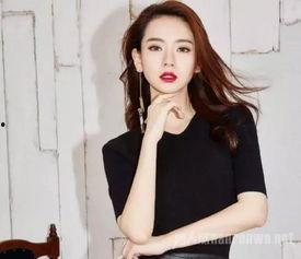 娱乐吃瓜社戚薇,娱乐圈的“吃瓜女王”，揭秘明星幕后故事  第2张